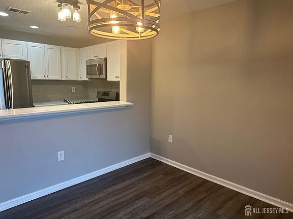 3rd image of 1027 Edpas Rd
