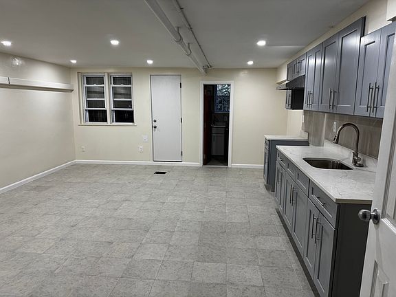 3rd image of 1471 E 31st St #1