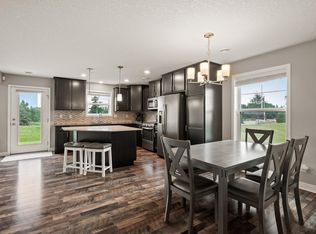 5557 Cattail Ct NE, Prior Lake, MN 55372