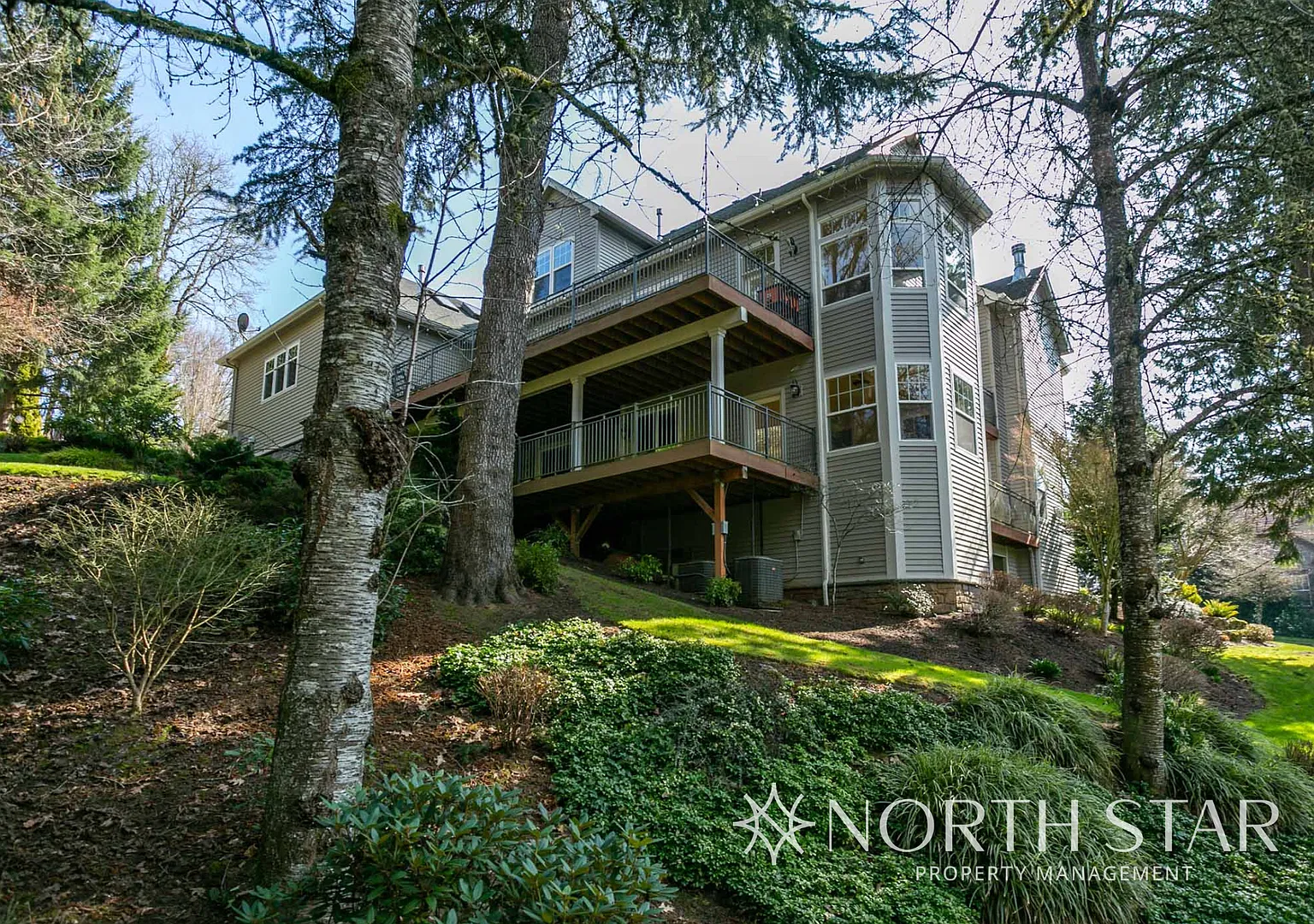 Exceptional Hidden Creek Estate Designed for Luxury Living & Entertaining — Photo 4