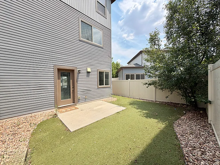 4881 Halifax Ct — Photo 29