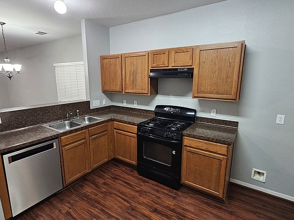 4th image of 4014 Mossy Place Ln