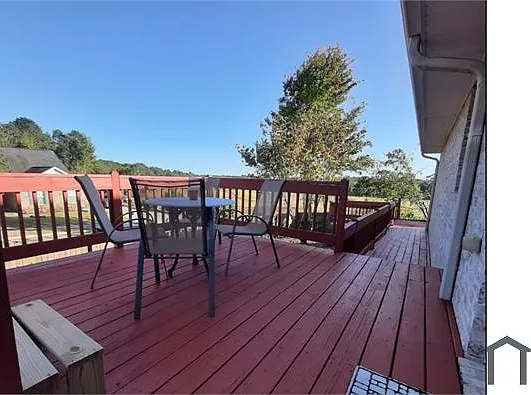160 Alderwood Dr — Photo 5