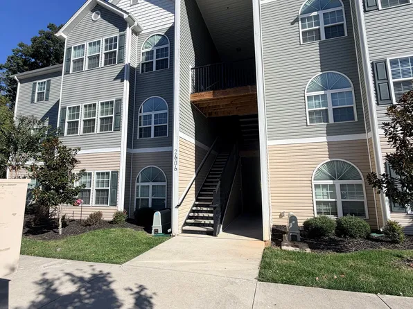 2606 Pennoak Way #L, Greensboro, NC 27407