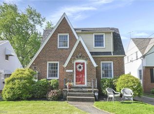 15027 Rosemary Ave, Cleveland, OH 44111