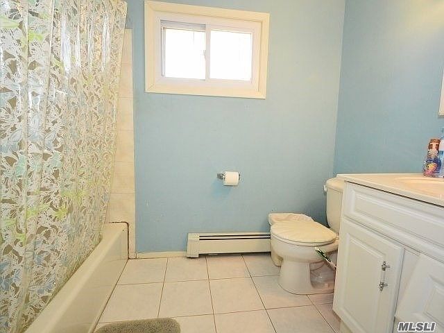 2nd image of 124 Arlyn Dr W