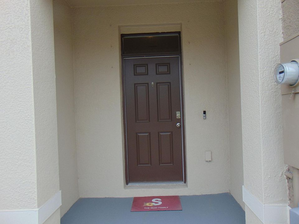 1st image of 748 Barclay Wood Dr