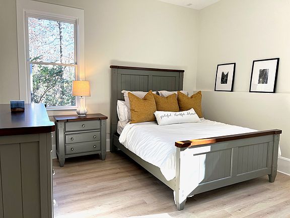 3rd image of 786 Indian Hills Pkwy