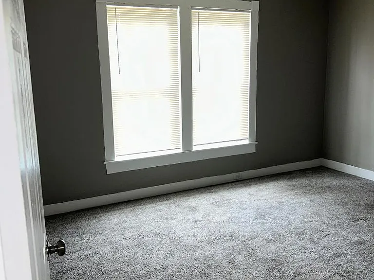Unit Photo