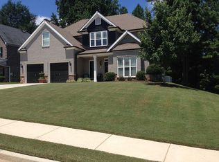 462 Cooper Cir, Winder, GA 30680