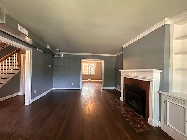 313 Hermitage Dr — Photo 8