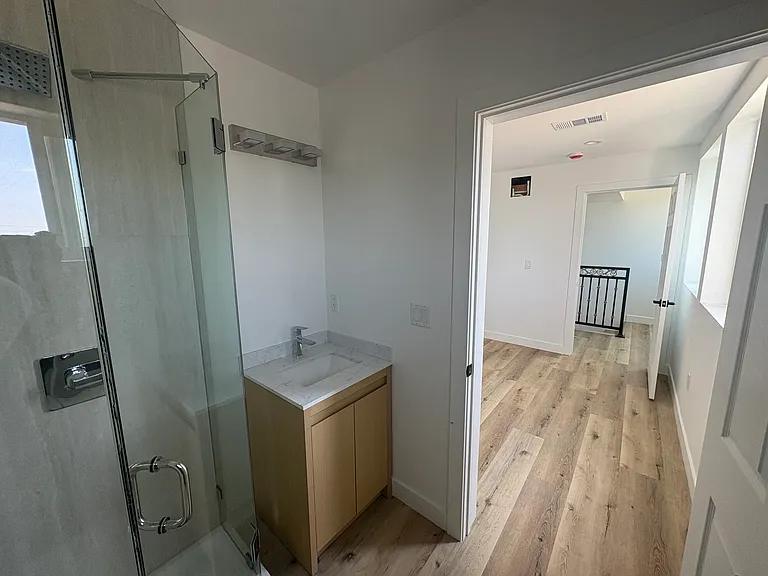 7919 Wilcox Ave #1 — Photo 24