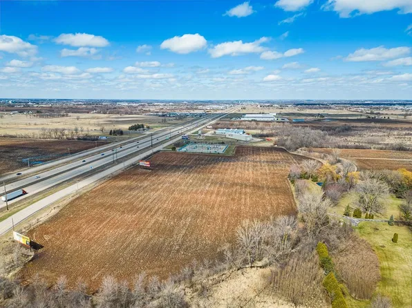 Poberezny Rd, Oshkosh, WI 54902