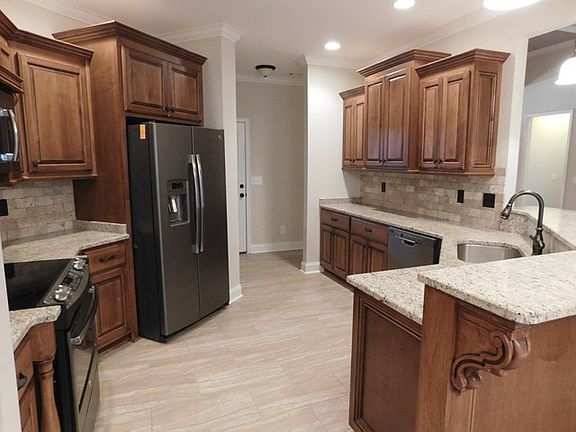 5th image of 106 Welney Cir Unit 126