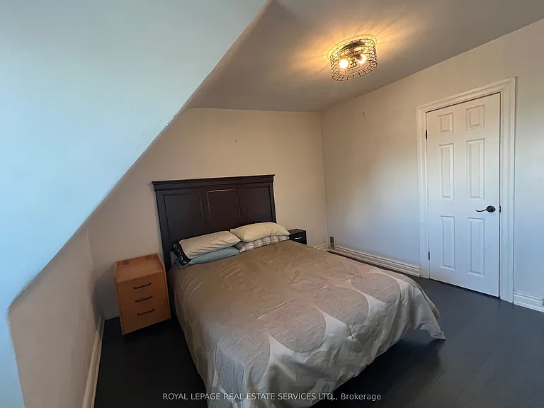 263 Grace St #2 — Photo 11