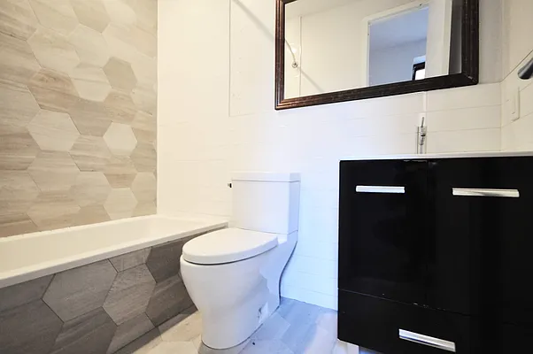 Rented by Corcoran | media 27