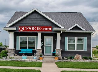 6148 Mississippi Ave, Davenport, IA 52807