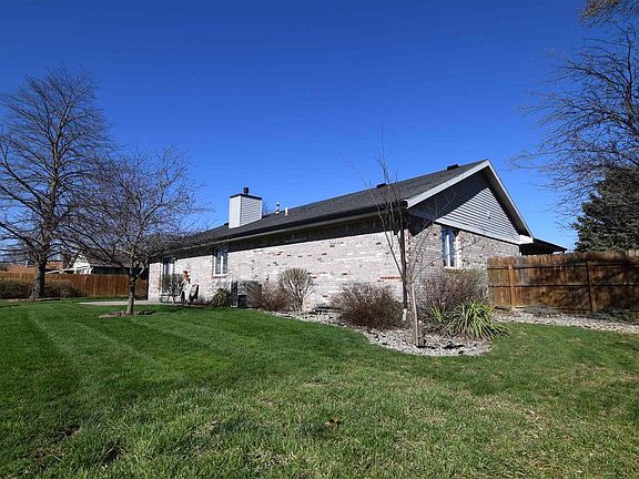 4th image of 5305 N Sollars Dr