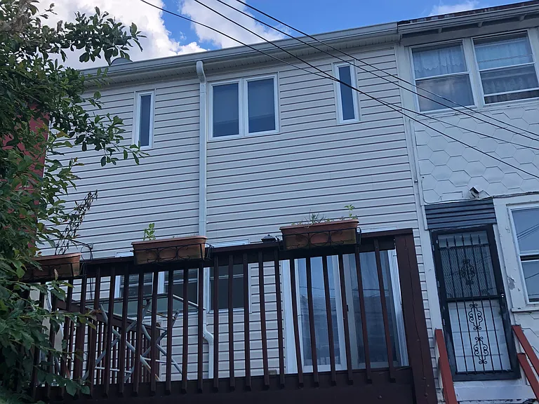 1529 Spring Pl NW — Photo 14