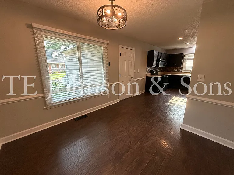 1830 Camden Forest Dr — Photo 7
