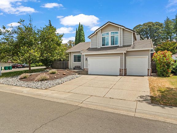 3rd image of 3805 Spinel Cir