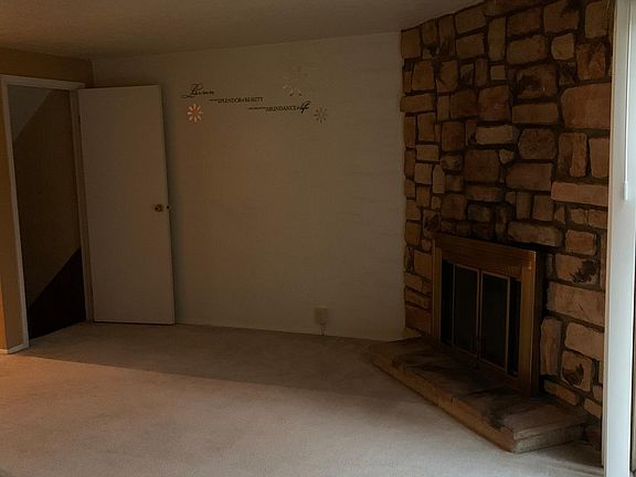 4th image of 3871 Lake Run Blvd