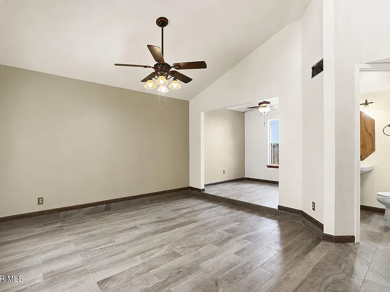 6900 Imperial Ridge Dr — Photo 4