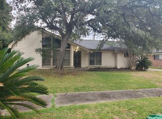 8527 Glenaire St, Houston, TX 77061