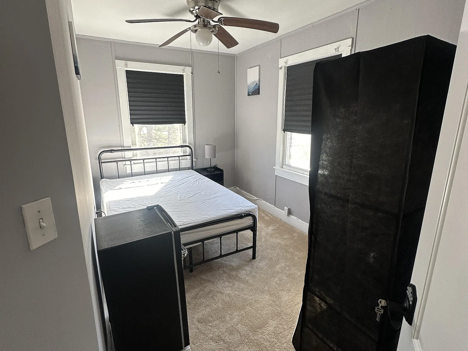 4 bed, 2.0 bath, 1500 sqft, $910 — Photo 2