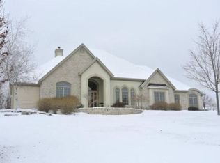 136 Legend Way, Wales, WI 53183