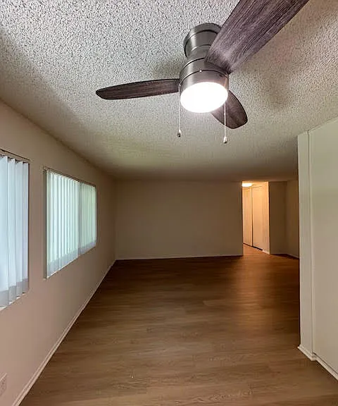 Canyon Crest Apartments — Photo 7