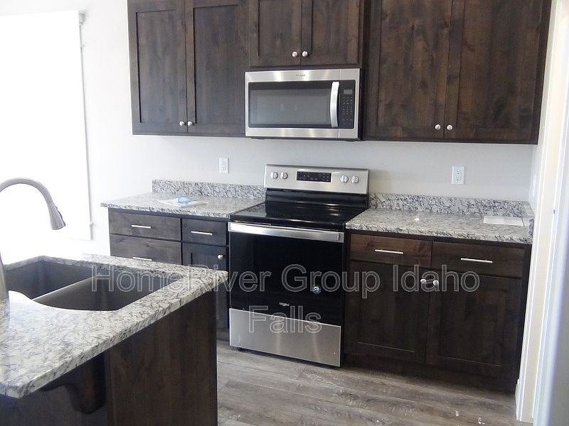 1st image of 3688 S Hazen Dr