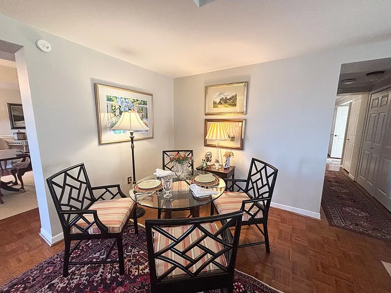 1829 Senate St #9C — Photo 10