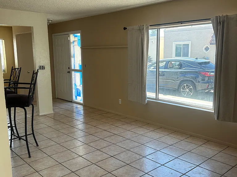 726 E Villa Dr #II — Photo 11