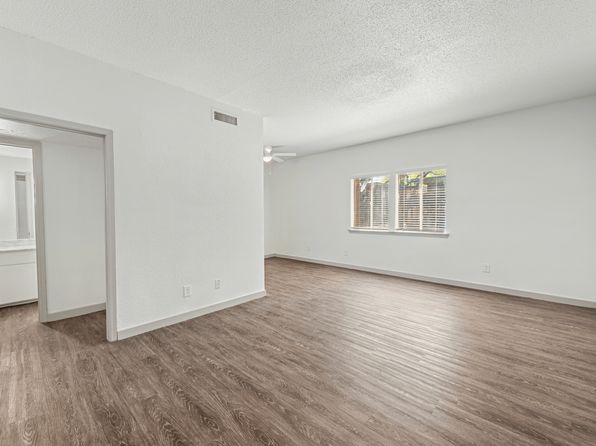740 W Spring Valley Rd #217