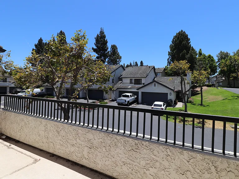 432 N Center Ct — Photo 17
