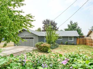 467 Arnos St, Talent, OR 97540