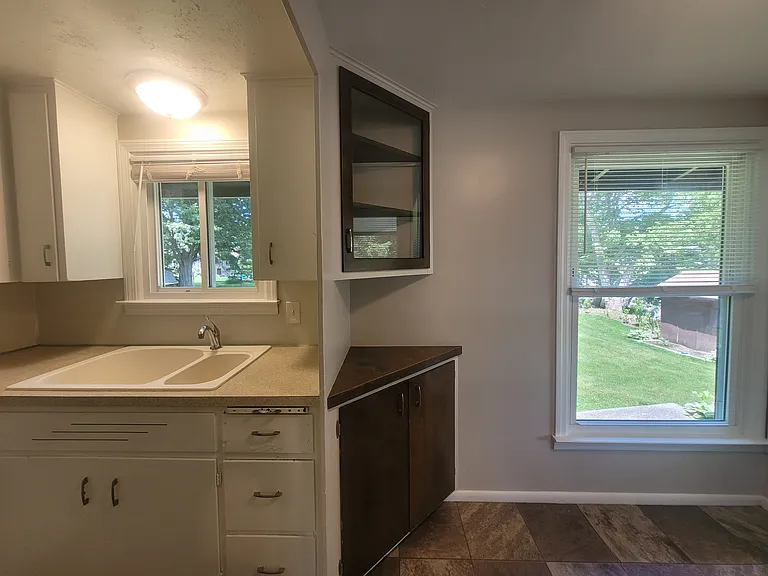 3281 Oak St #3281 — Photo 6