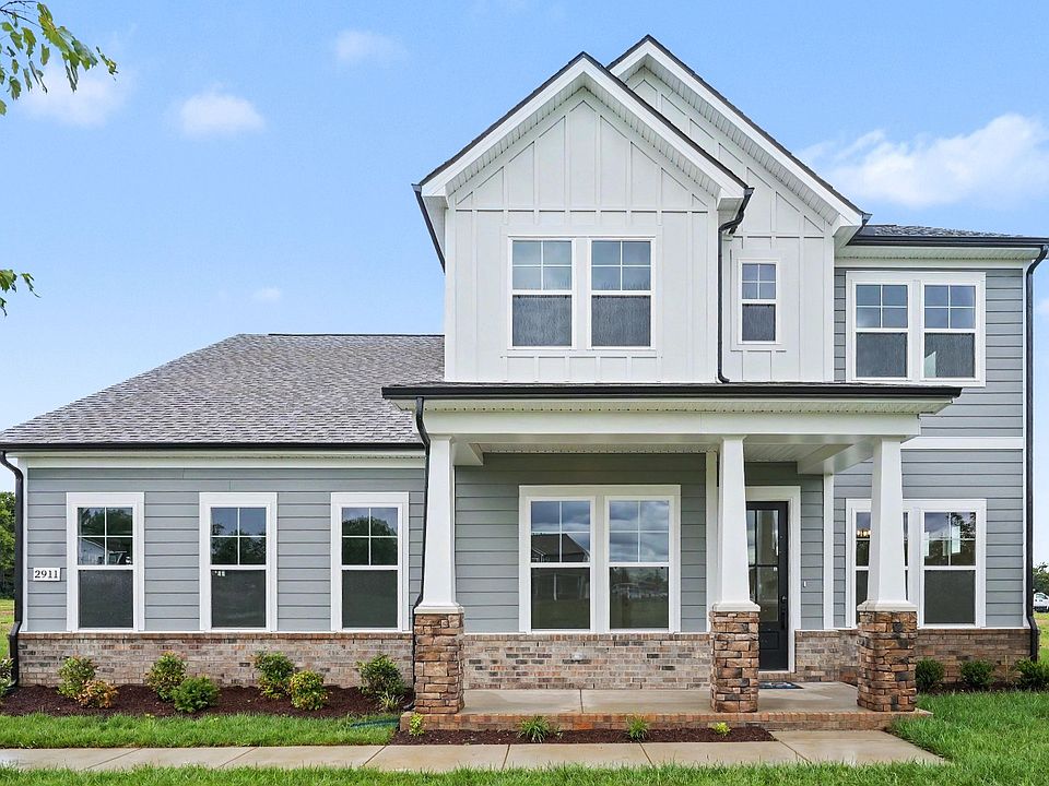 Exterior of an Elate II plan with a side entry garage built at Northridge Park in Murfreesboro, TN