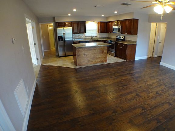 3rd image of 4125 20th St N
