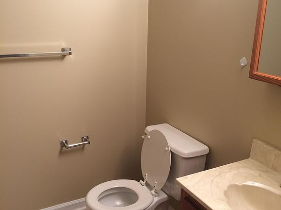 2nd image of 304 Madison Hills Blvd APT 5