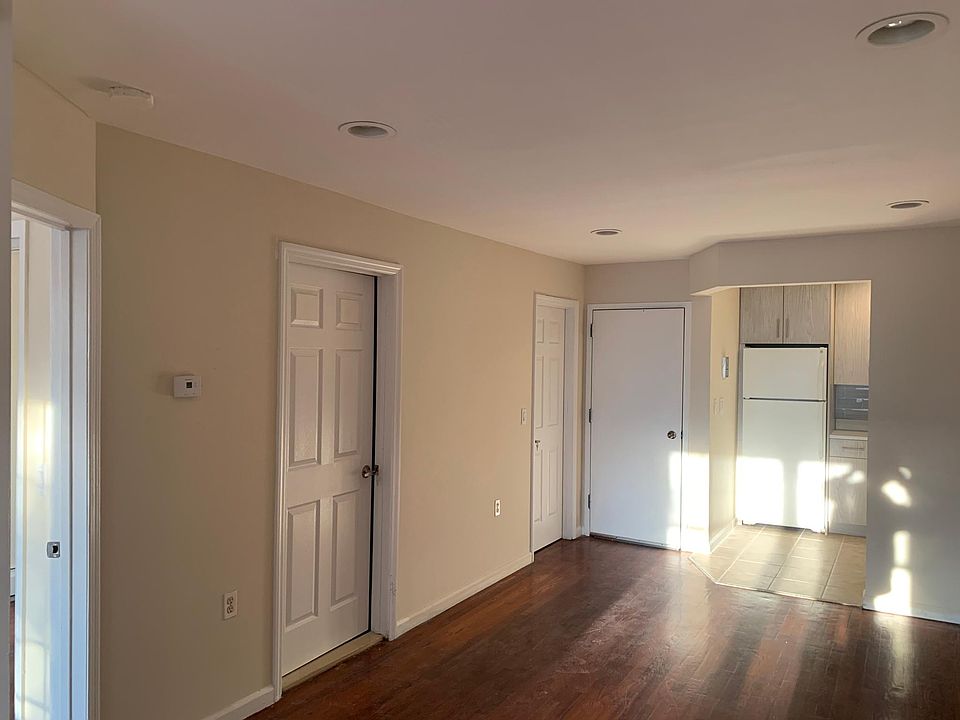 1st image of 8642 122nd St Floor 1