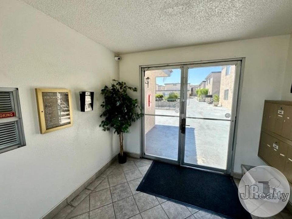 1st image of 13535 Yukon Ave APT 8