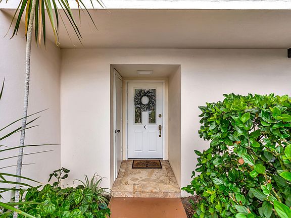 2nd image of 4680 SW Parkgate Boulevard #C