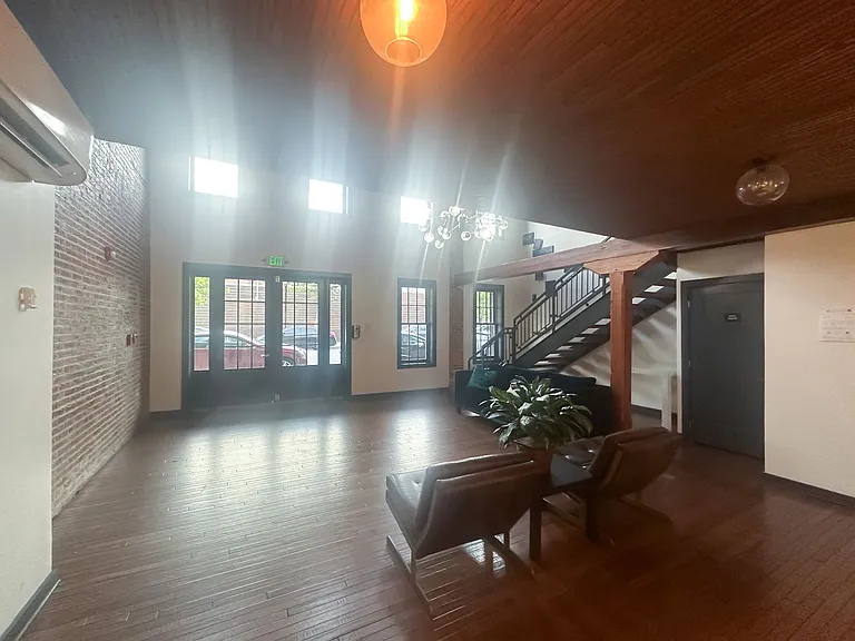 THE PORTLAND APARTMENTS — Photo 40