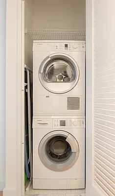 Rented by New York Casas Ltd. | media 10