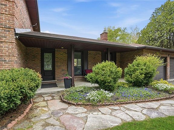5th image of 3918 Maddaugh Rd
