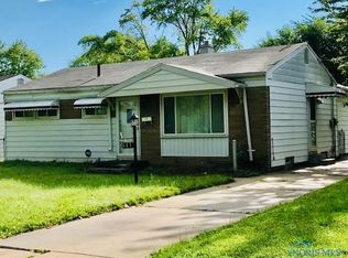 607 Ranch Dr, Toledo, OH 43607