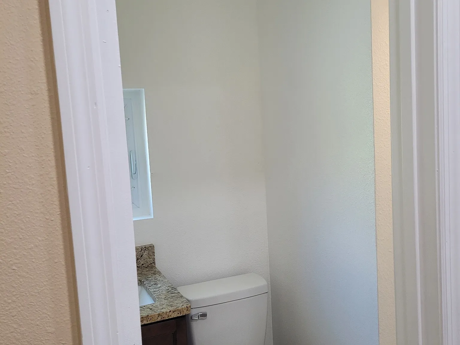 1 bed, 225 sqft, $1,100 — Photo 3