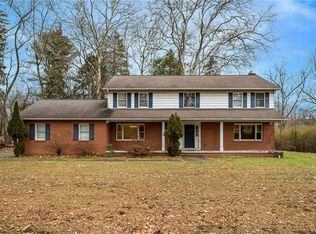 4149 Dickey Rd, Gibsonia, PA 15044